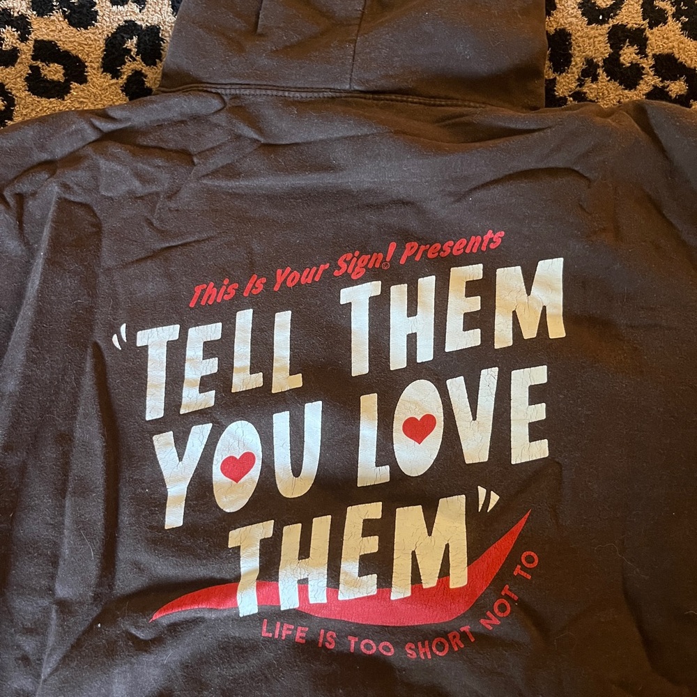 Brown sweatshirt